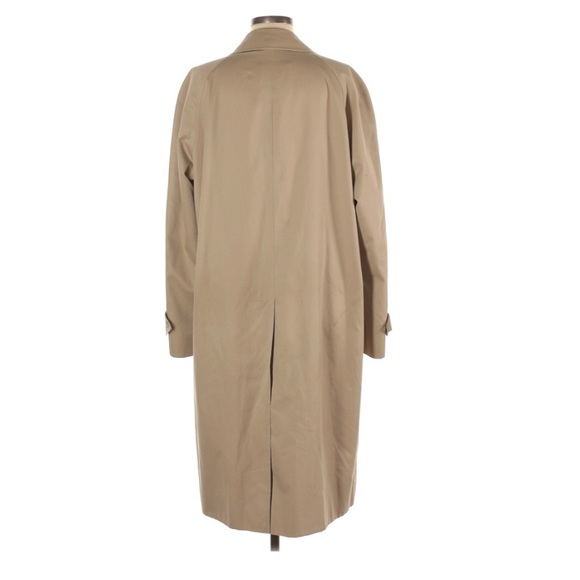 Men’s Burberry trench coat - Picture 2 of 10